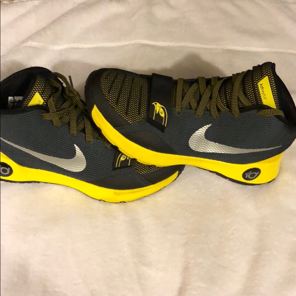 *Authentic* KDtrey5